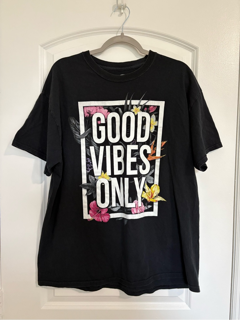 Good Vibes Only Black Graphic Tee